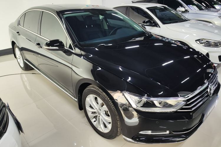 Used Volkswagen Magotan 2019 330TSI DSG Luxury Model China V Standard Exterior 1