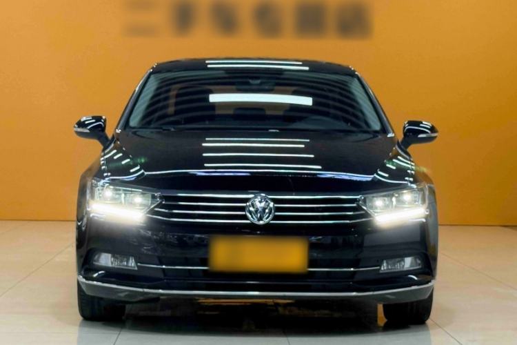 Used Volkswagen Magotan 2019 330TSI DSG Luxury Model China V Standard Exterior 1