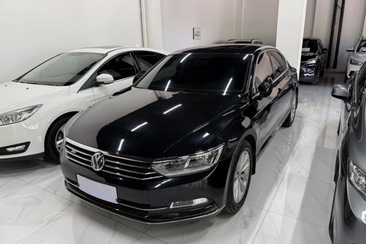 Used Volkswagen Magotan 2019 330TSI DSG Leading Model China VI Standard Exterior 2