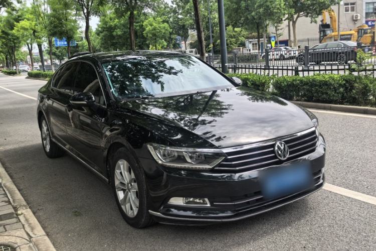 Used Volkswagen Magotan 2019 330TSI DSG Luxury Version China VI Standard Exterior 2
