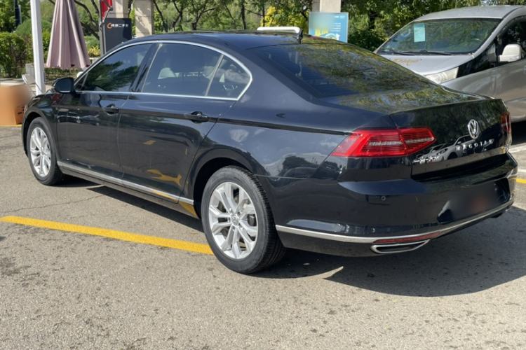 Used Volkswagen Magotan 2019 330TSI DSG Luxury Version China VI Standard Exterior 2