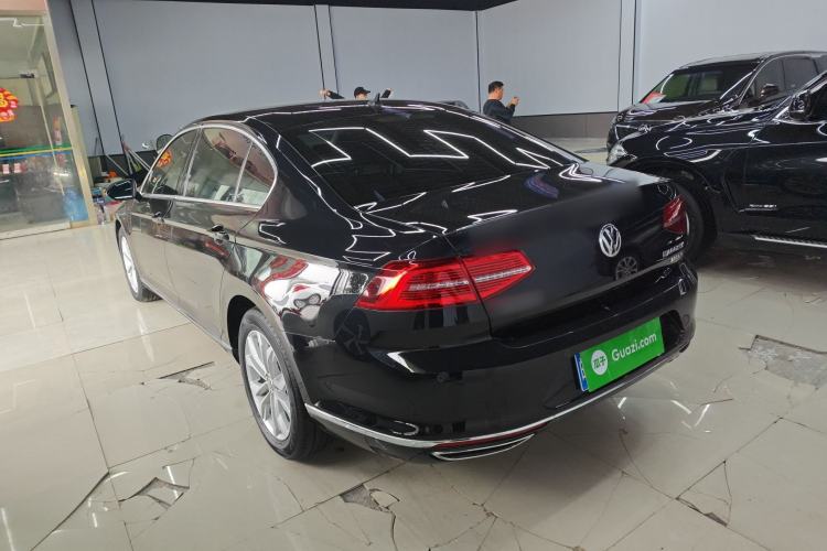 Used Volkswagen Magotan 2019 330TSI DSG Luxury Model China V Standard Exterior 2