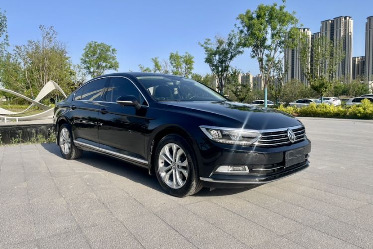 Used Volkswagen Magotan 2019 380TSI DSG Luxury Model China V Standard Exterior 2
