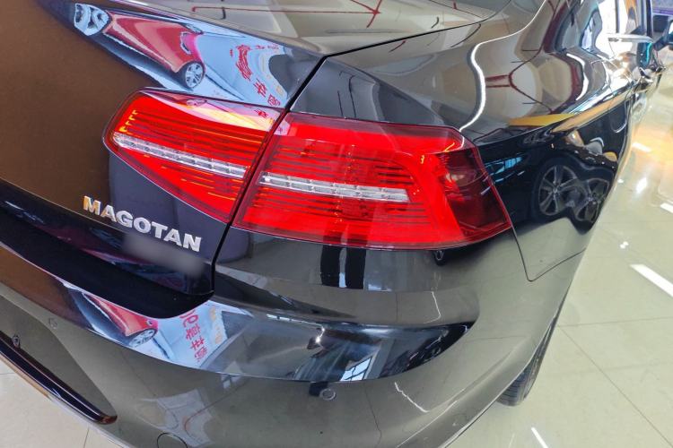 Used Volkswagen Magotan 2019 330TSI DSG Luxury Version China VI Standard Exterior 2
