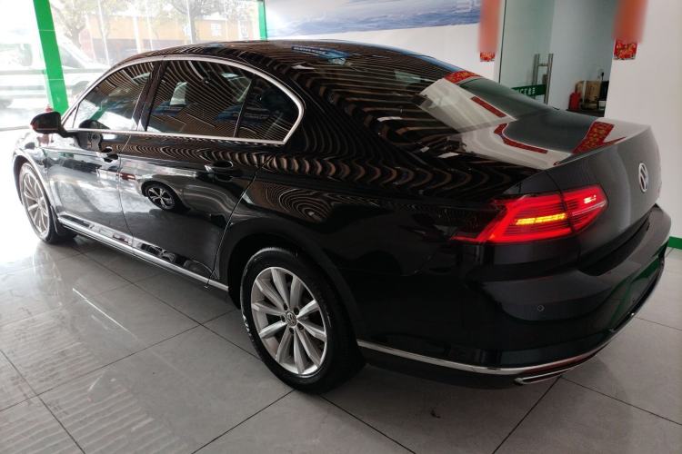 Used Volkswagen Magotan 2019 330TSI DSG Leading Edition China V Standard Exterior 2