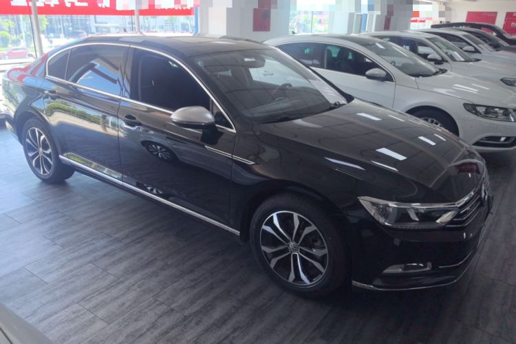 Used Volkswagen Magotan 2019 330TSI DSG Luxury Model China V Standard Exterior 3
