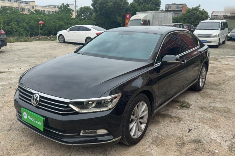 Used Volkswagen Magotan 2019 330TSI DSG Leading Model China VI Standard Exterior 3