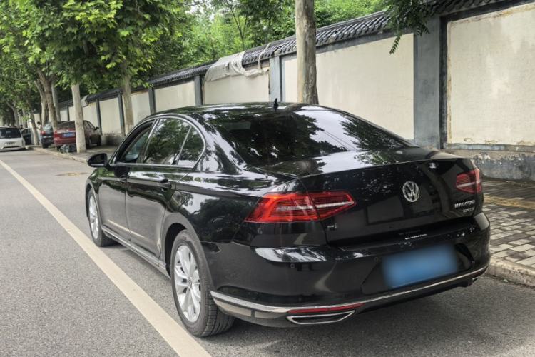 Used Volkswagen Magotan 2019 330TSI DSG Luxury Version China VI Standard Exterior 3