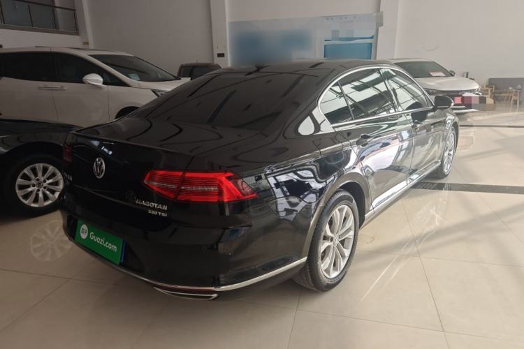 Used Volkswagen Magotan 2019 330TSI DSG Luxury Version China VI Standard Exterior 3