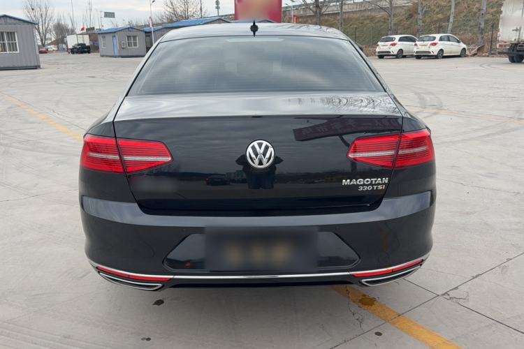 Used Volkswagen Magotan 2019 330TSI DSG Luxury Version China VI Standard Exterior 4