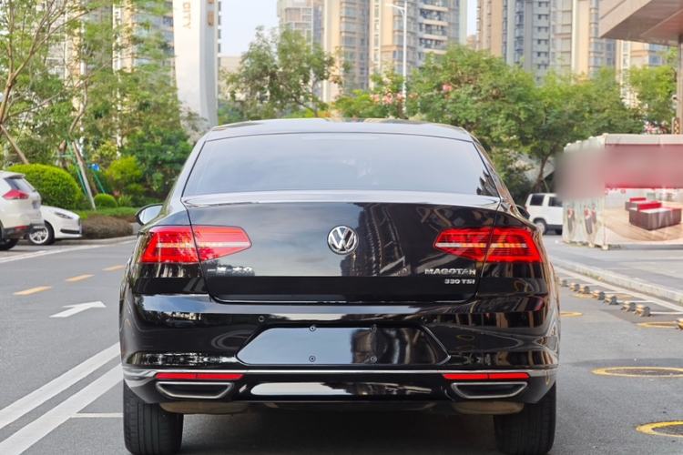 Used Volkswagen Magotan 2019 330TSI DSG Leading Model China VI Standard Exterior 4