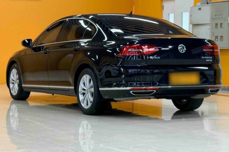 Used Volkswagen Magotan 2019 330TSI DSG Luxury Model China V Standard Exterior 4