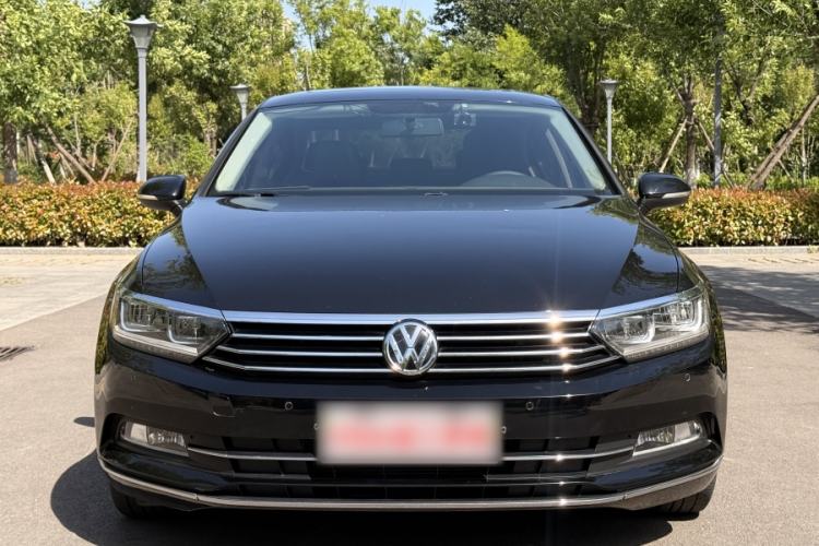 Used Volkswagen Magotan 2019 330TSI DSG Leading Model China VI Standard Exterior 5