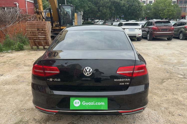 Used Volkswagen Magotan 2019 330TSI DSG Leading Model China VI Standard Exterior 5