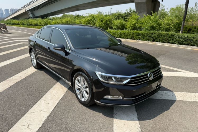 Used Volkswagen Magotan 2019 380TSI DSG Luxury Model China V Standard Exterior 5