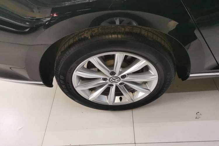 Used Volkswagen Magotan 2019 280TSI DSG Leading Model China V Standard Exterior 5