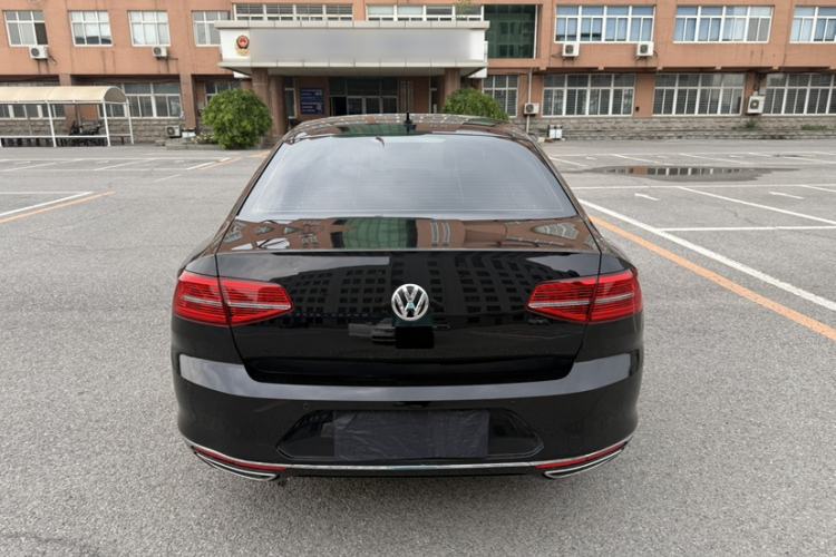 Used Volkswagen Magotan 2019 330TSI DSG Luxury Version China VI Standard Exterior 5