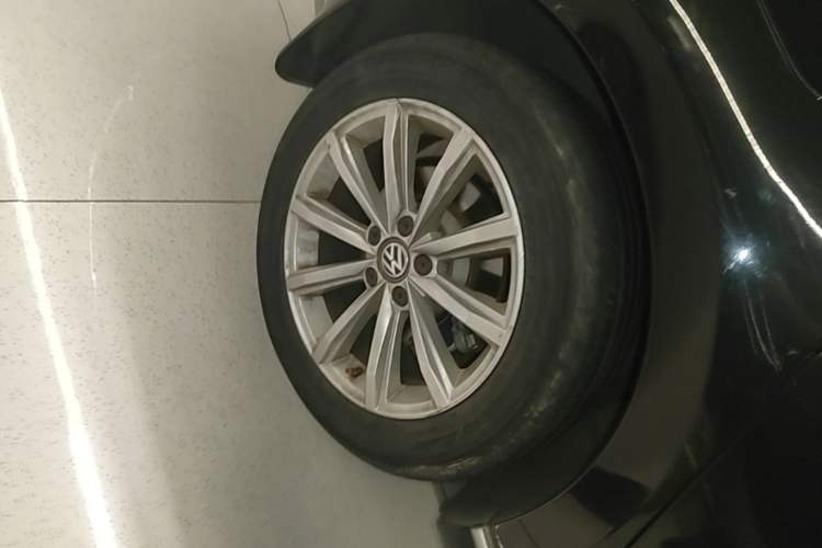 Used Volkswagen Magotan 2019 330TSI DSG Leading Edition China V Standard Exterior 5