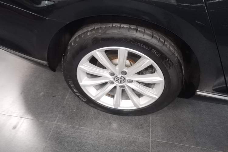 Used Volkswagen Magotan 2019 330TSI DSG Leading Edition China V Standard Exterior 5