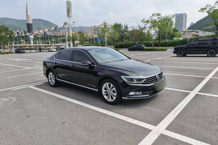 Used Volkswagen Magotan 2019 330TSI DSG Luxury Version China VI Standard Exterior 5
