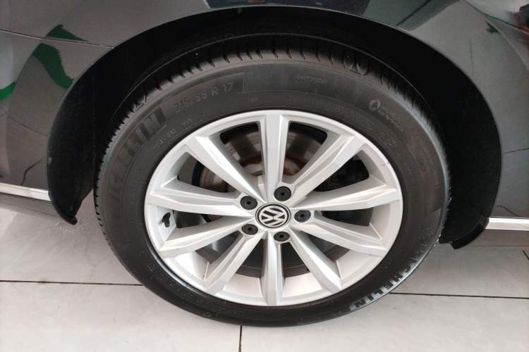 Used Volkswagen Magotan 2019 330TSI DSG Leading Edition China V Standard Exterior 5