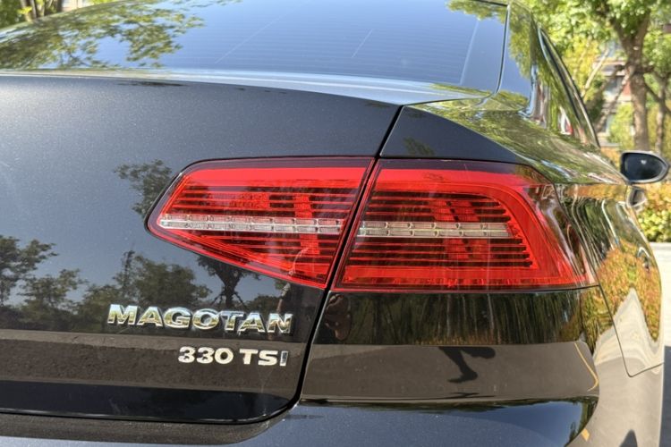 Used Volkswagen Magotan 2019 330TSI DSG Leading Model China VI Standard Exterior 6