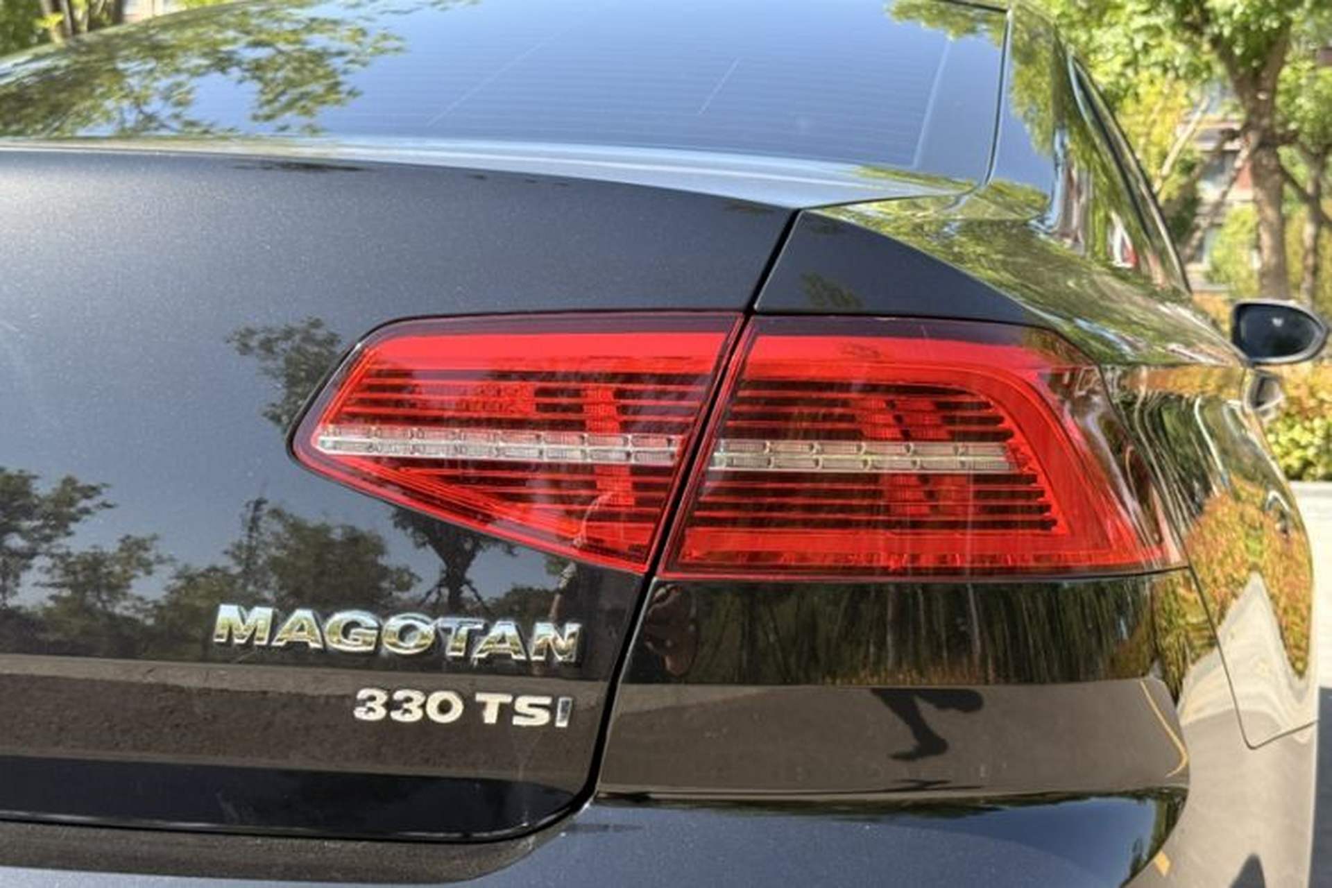 Used Volkswagen Magotan 2019 330TSI DSG Leading Model China VI Standard Exterior 6