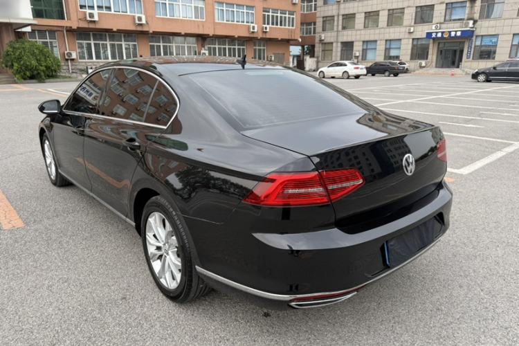 Used Volkswagen Magotan 2019 330TSI DSG Luxury Version China VI Standard Exterior 6