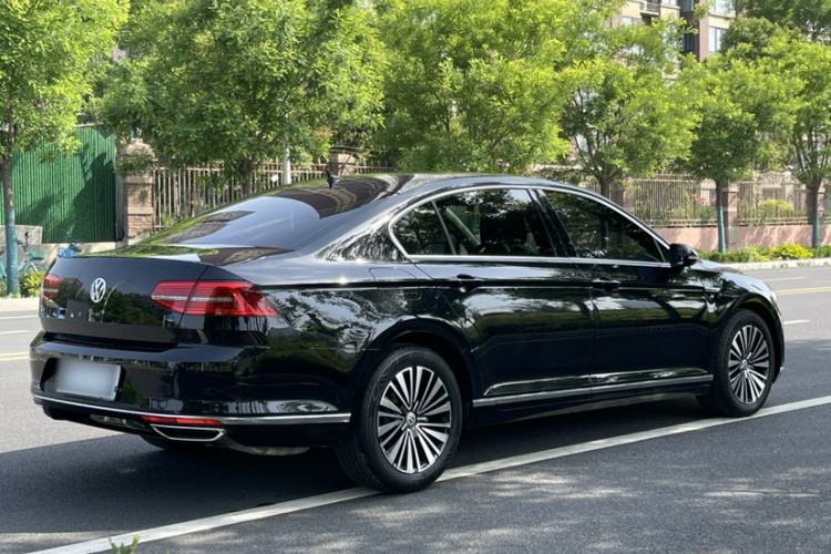 Used Volkswagen Magotan 2019 330TSI DSG Luxury Model China V Standard Exterior 6