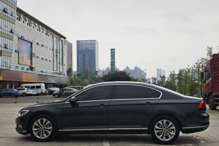 Used Volkswagen Magotan 2019 330TSI DSG Luxury Model China V Standard Exterior 6