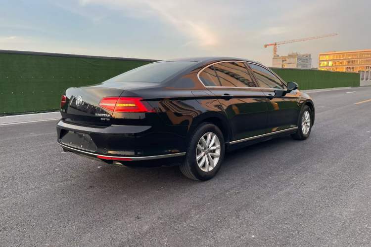 Used Volkswagen Magotan 2019 280TSI DSG Comfort Model China VI Standard Exterior 6