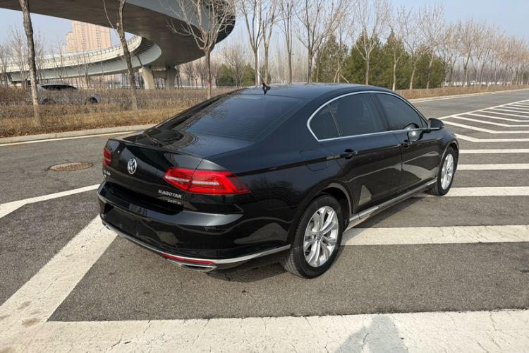 Used Volkswagen Magotan 2019 380TSI DSG Luxury Model China V Standard Exterior 7