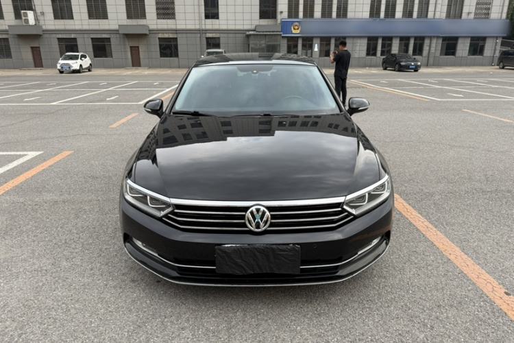 Used Volkswagen Magotan 2019 330TSI DSG Luxury Version China VI Standard Exterior 7