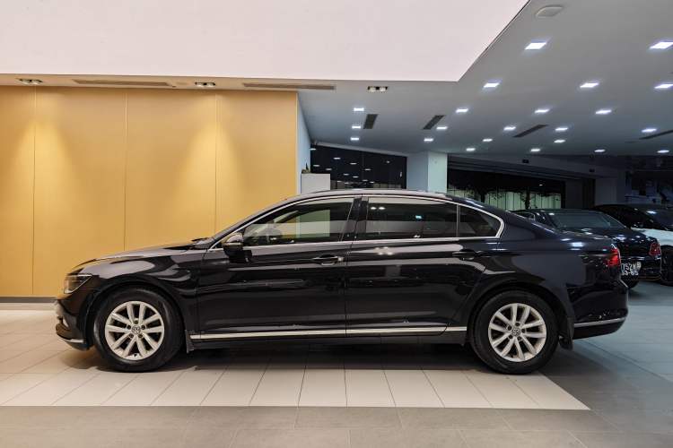 Used Volkswagen Magotan 2019 280TSI DSG Comfort Model China VI Standard Exterior 7