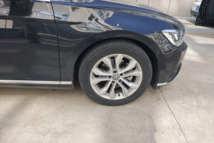 Used Volkswagen Magotan 2019 330TSI DSG Luxury Version China VI Standard Exterior 7