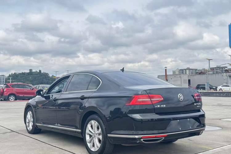 Used Volkswagen Magotan 2019 330TSI DSG Luxury Version China VI Standard Exterior 7