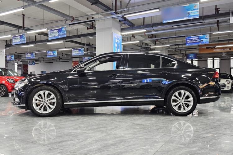 Used Volkswagen Magotan 2019 330TSI DSG Luxury Model China V Standard Exterior 8