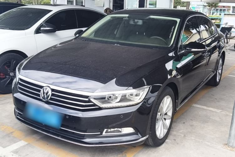 Used Volkswagen Magotan 2019 330TSI DSG Leading Model China VI Standard Guazi used car, China used car export, Used car for sale, Used  cars, Cheapest cars for sale