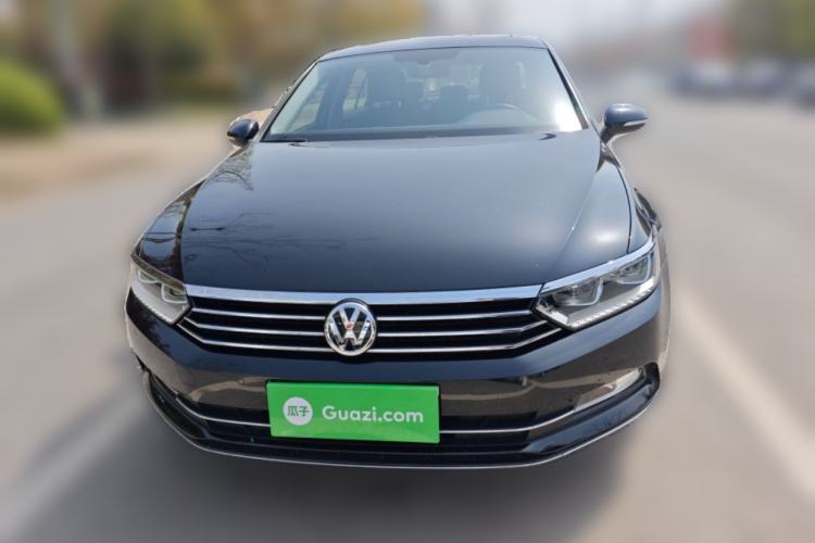 Used Volkswagen Magotan 2019 330TSI DSG Luxury Version China VI Standard Front
