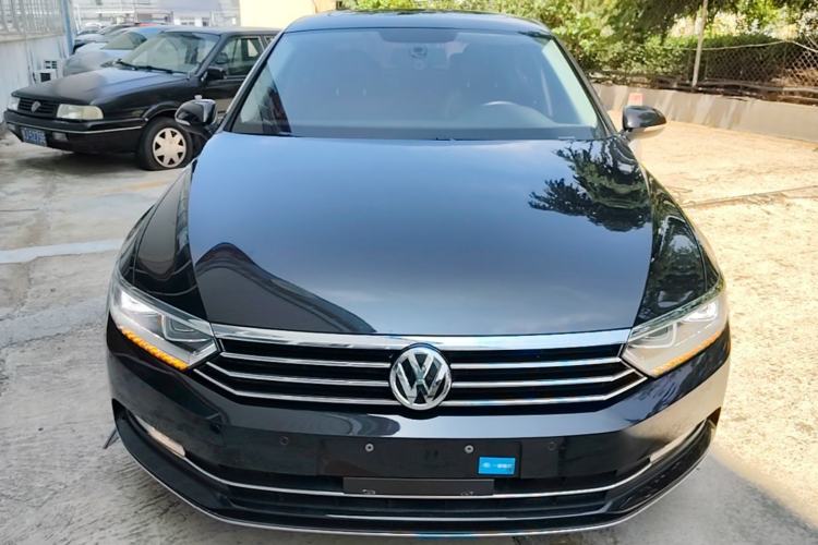 Used Volkswagen Magotan 2019 330TSI DSG Leading Model China VI Standard Front
