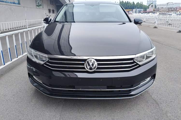 Used Volkswagen Magotan 2019 330TSI DSG Luxury Model China V Standard Front