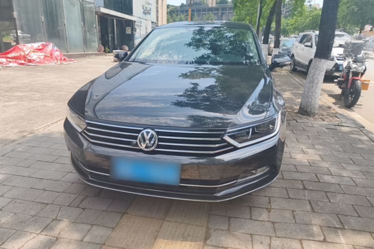 Used Volkswagen Magotan 2019 280TSI DSG Comfort Model China VI Standard Front