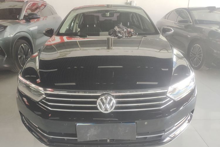 Used Volkswagen Magotan 2019 380TSI DSG Luxury Version China VI Standard Front