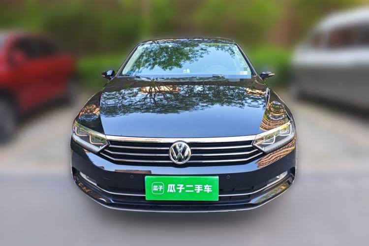 Used Volkswagen Magotan 2019 330TSI DSG Luxury Version China VI Standard Front