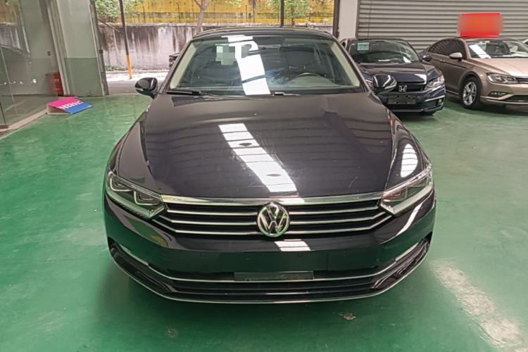 Used Volkswagen Magotan 2019 330TSI DSG Leading Edition China V Standard Front