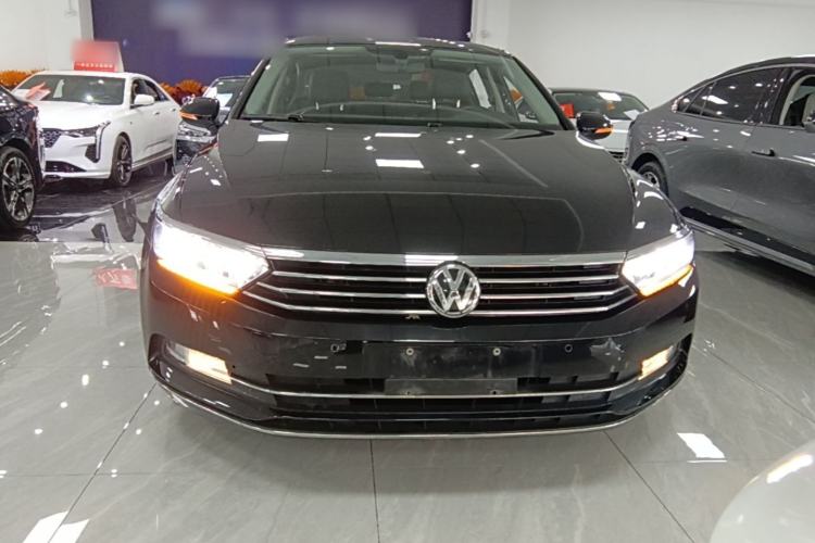 Used Volkswagen Magotan 2019 380TSI DSG Luxury Model China V Standard Front