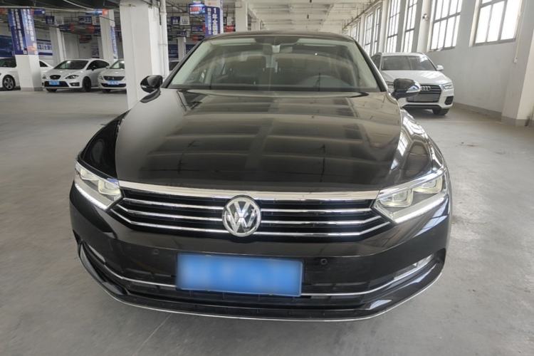 Used Volkswagen Magotan 2019 330TSI DSG Luxury Version China VI Standard Front
