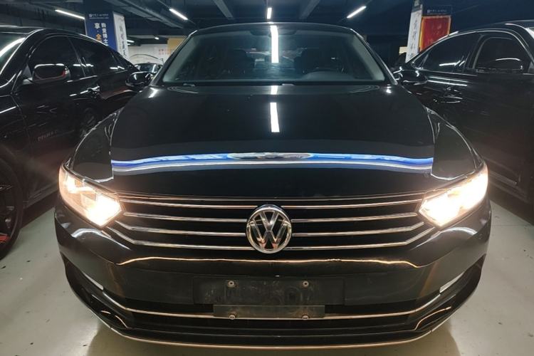 Used Volkswagen Magotan 2019 280TSI DSG Comfort Model China V Standard Front