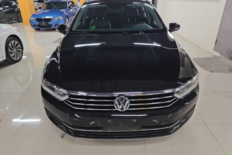 Used Volkswagen Magotan 2019 330TSI DSG Luxury Model China V Standard Front