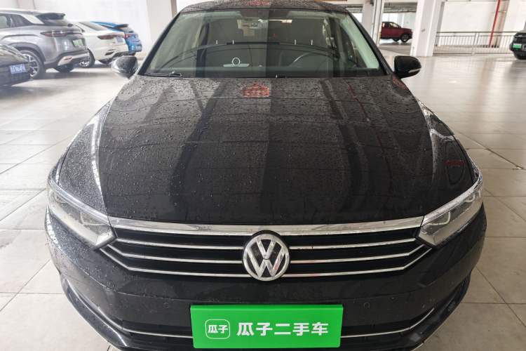 Used Volkswagen Magotan 2019 330TSI DSG Luxury Version China VI Standard Front